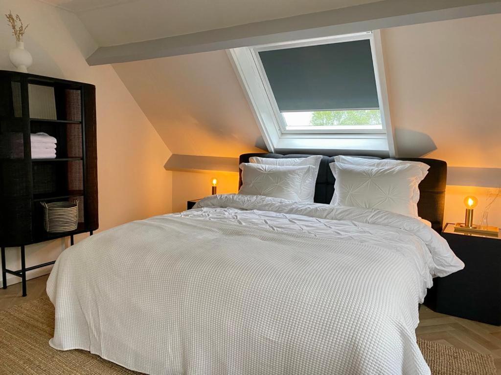 Guesthouse At The Amstel River With 2Br 2Ba And Garden 阿姆斯特尔芬 外观 照片