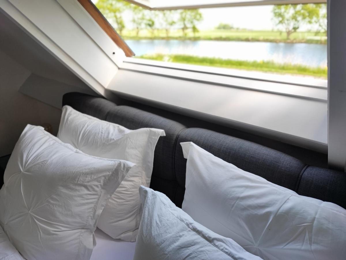 Guesthouse At The Amstel River With 2Br 2Ba And Garden 阿姆斯特尔芬 外观 照片